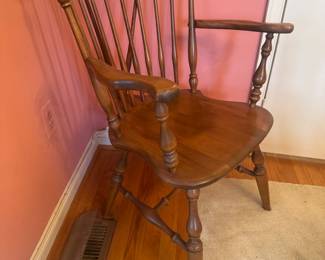 Ethan Allen Heirloom Nutmeg Maple Fiddleback Windsor Dining Chairs (2 Armchairs & 4 Side Chairs)