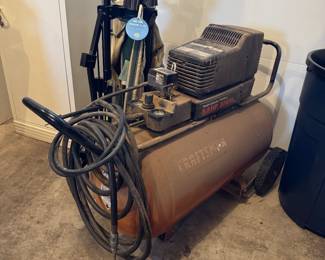 Craftsman Model: 919.165020 Air Compressor (Working Condition)