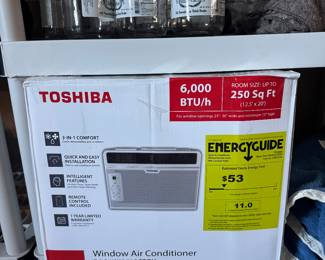 Toshiba RAC-WK0612CRRU Window Air Conditioner / 6000 BTU / 250 Sq Ft Room (Used / Working Condition)