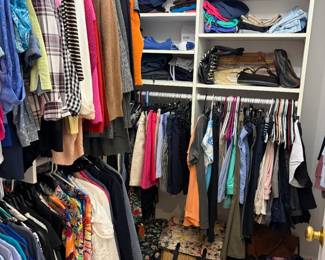 Packed walk in closet - some NWT 