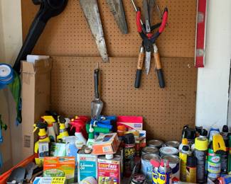 misc hand tools and garden tools