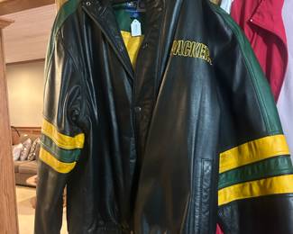Green Bay packers leather jacket - larger size 