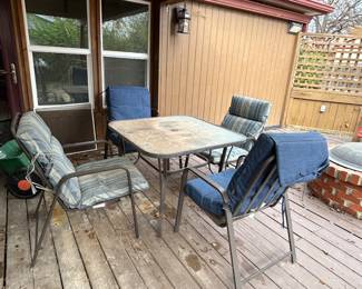 Patio Table and chairs 