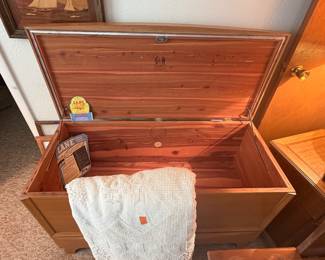 Lane Cedar Hope Chest
