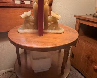 Mexican onyx siesta bookends