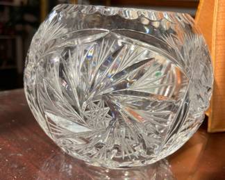 Pinwheel Crystal Rose Bowl