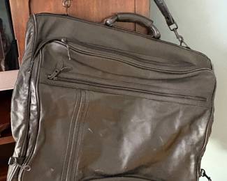 Leather carry-on suit / weekender bag