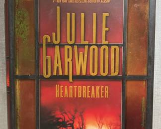 Heartbreaker by the American author Julie Garwood