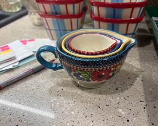 Temptations measuring cups