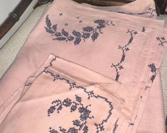 Gorgeous pink napkins