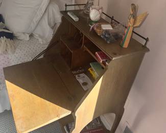 Cute Half desk Secretary (1/2 size)