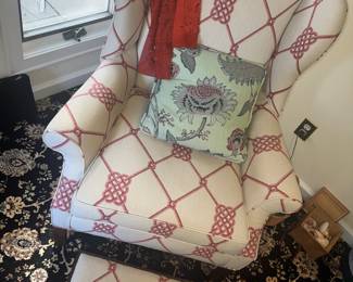 Fun Accent chair w/ ottoman like new