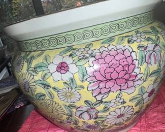 Chinese porcelain Koi Fish planter Gold Imari