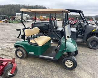 GOLF CART