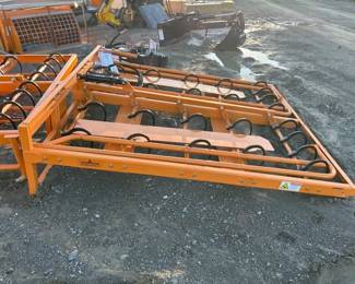 UNUSED SKID STEER SQUARE BALE GRAPPLE ACCUMULATOR