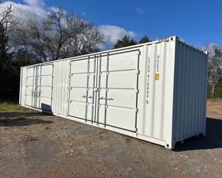 STORAGE CONTAINER