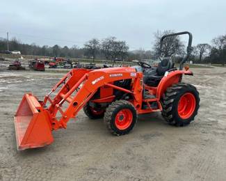 KUBOTA L3560 4X4 TRACTOR AND LOADER