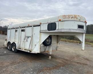 GOOSENECK TRAILER