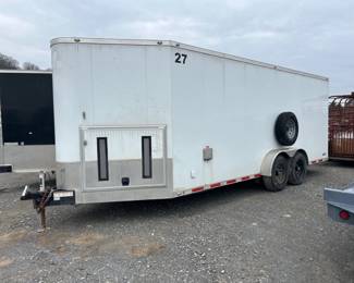 ENCLOSED TRAILER