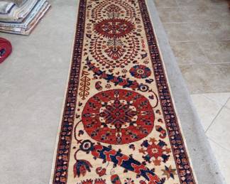 Runner 12'7" × 2'9"