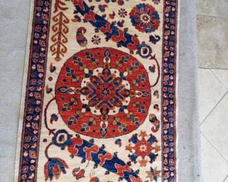 Runner 12'7" × 2'9"