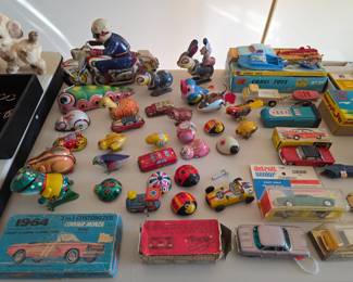 Vintage Condition High Way Police Motorcycle Friction Powered ATC Japan. Vintage tin litho wind-up toys. 