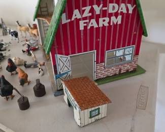 Vintage Lazy-Day Farm Marx Tin Metal Litho Toy Barn 12"x 9.5”