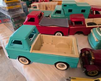 Vintage 1960’s Structo Pressed Steel Corvair Ramp Side Pickup Truck