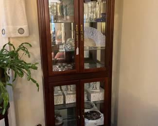 DISPLAY CABINET