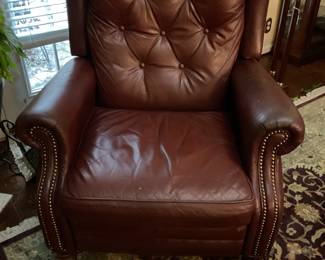 LEATHER RECLINER