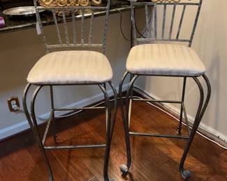 PAIR BARSTOOLS