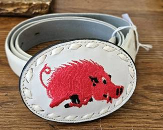 Tony Llama Cowhide Razorback Belt