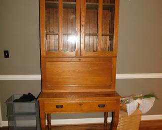 ANTIQUE SOUTHERN OAK DROP FRONT PLANTATION DESK CIRCA: 1850-1860