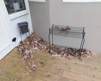 IRON PLANT STANDS