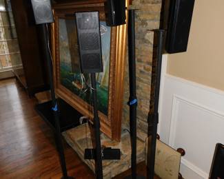 SAMSUNG SURROUND SOUND HOME THEATER SYSTEM