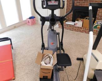 PRO FORM 150E ELIPTICAL  MACHINE