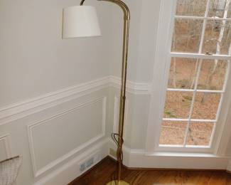 BRASS FLOOR LAMP