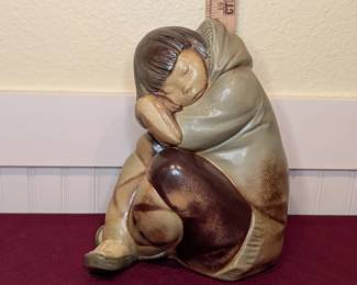 Lladro Inuit Eskimo Boy