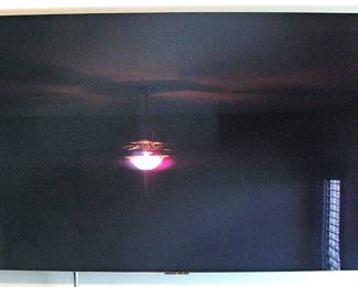 77" Class LG QNED Smart TV New with Wall Mount