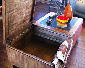  Lift-Top Coffee Table 
