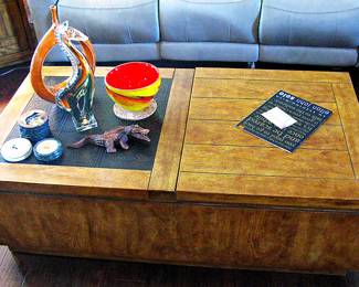  Lift-Top Coffee Table 