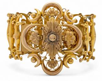 Lot 57
14K Yellow Gold Link Bracelet, Hinged, Filigree 1930, W 1.4" L 6.5" 39 g