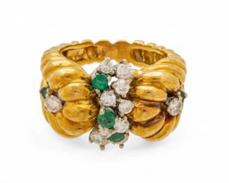 Lot 38
18K Two Tone Gold, Diamond and Emerald Ring 7 1/2 14 g