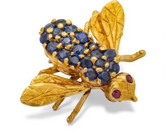 Lot 67
18K Yellow Gold, Blue Sapphire Bee Brooch W 1" 5 g 1 PC