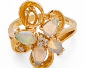 Lot 94
Opal and 14K Gold Ring (as Is) 7 1/4 6 g