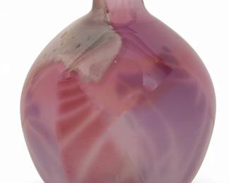 Lot 1108
Jeff Van Hassel (American / Michigan) Pink Art Glass Vase 2005, H 10.5" Dia. 9"