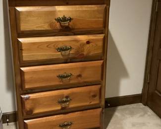 Chest of drawers