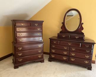Dresser - Chest of drawers