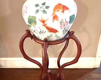 The Vase of the Golden Carp 1987 The Franklin Mint 