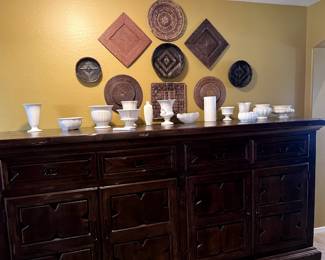 Large sideboard with white pottery USA, Hager, Weller